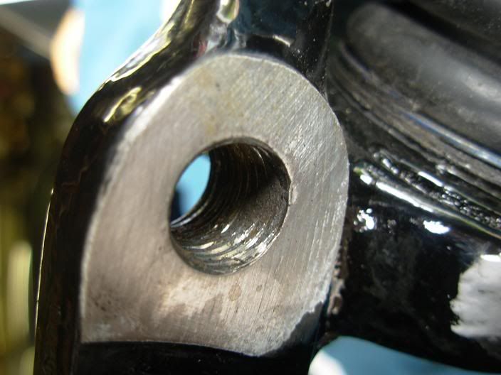 damaged threads in6.9 steering knuckle